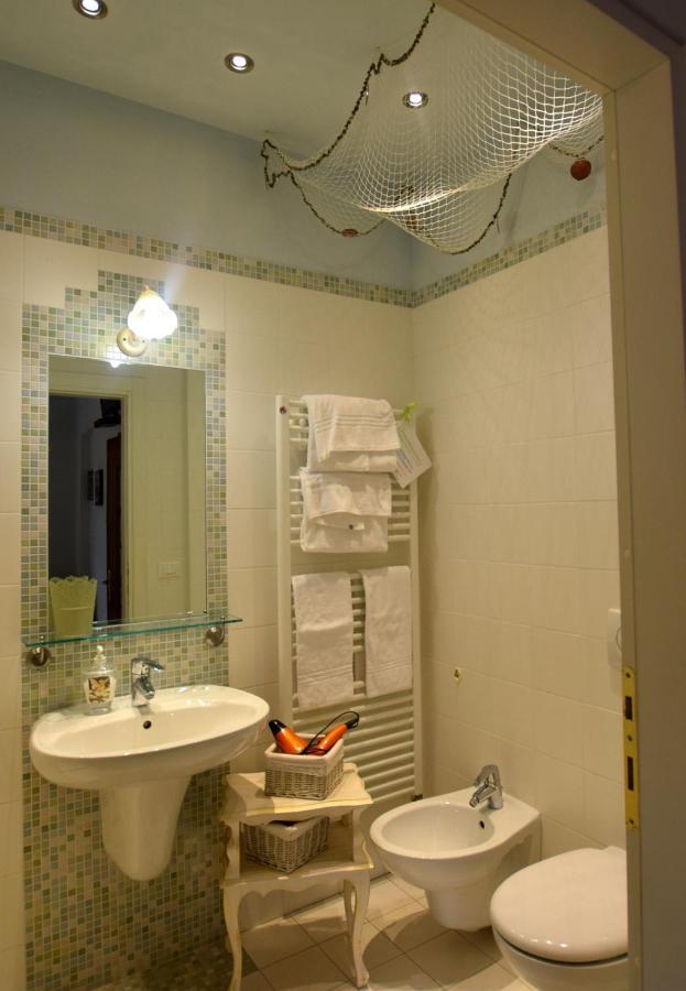 Villa Le Fate Dimora Di Charme Con Piscina Lazise Exteriör bild