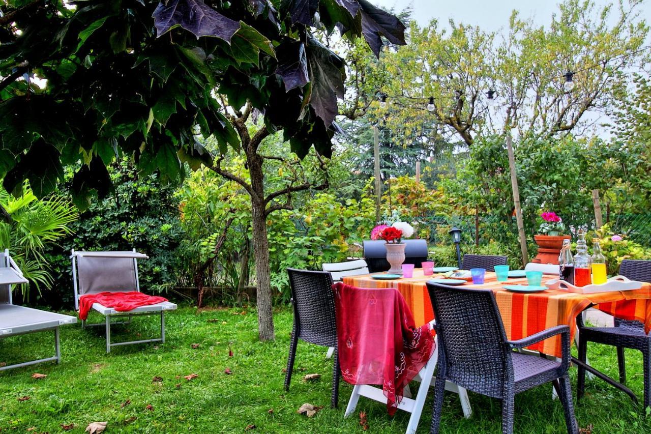 Villa Le Fate Dimora Di Charme Con Piscina Lazise Exteriör bild